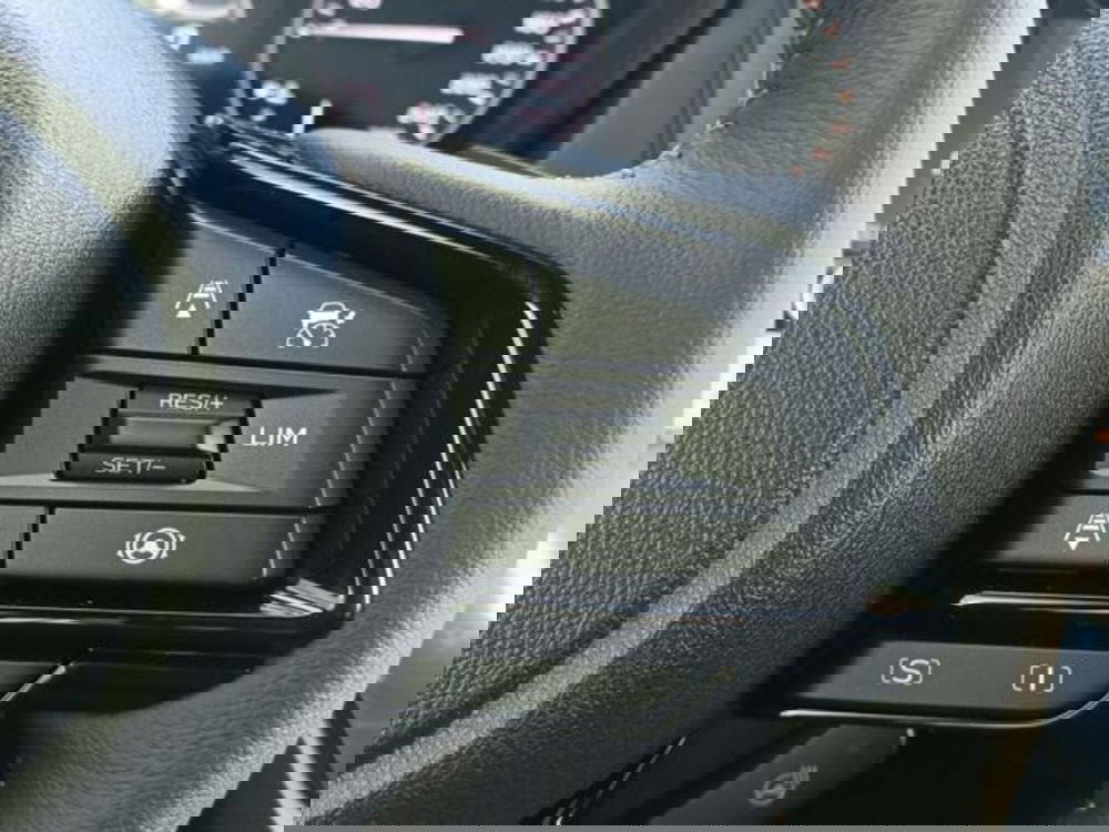 Subaru Forester nuova a Milano (10)