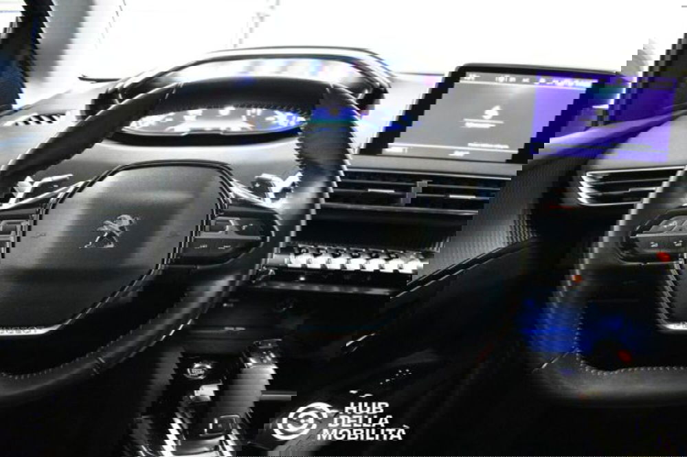 Peugeot 5008 usata a Perugia (9)