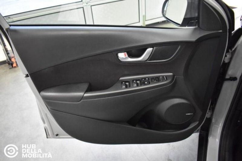 Hyundai Kona usata a Perugia (6)