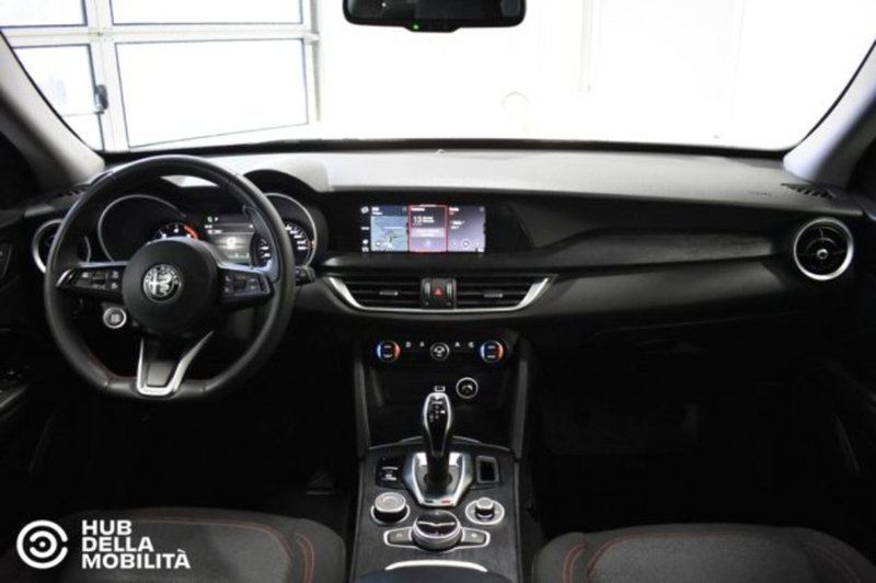 Alfa Romeo Stelvio usata a Perugia (10)