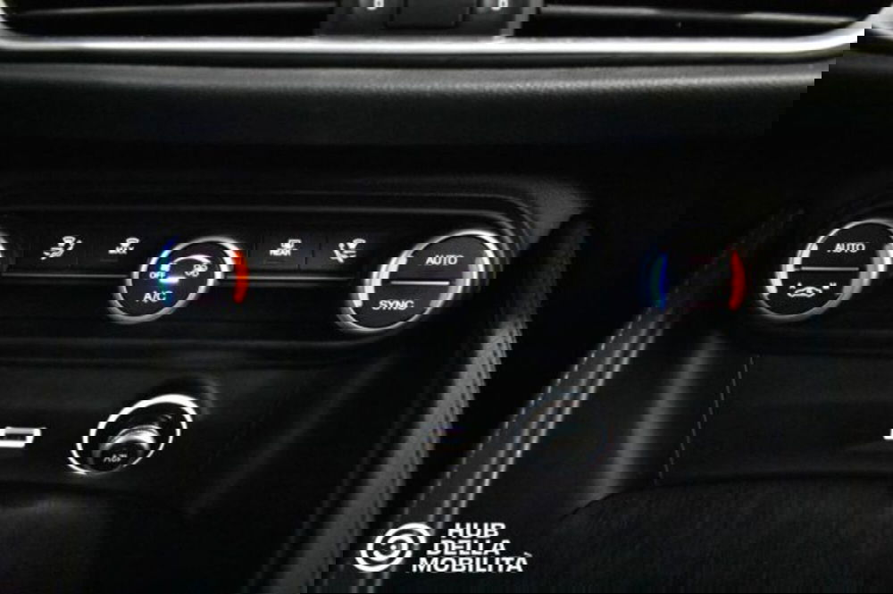 Alfa Romeo Stelvio usata a Perugia (13)