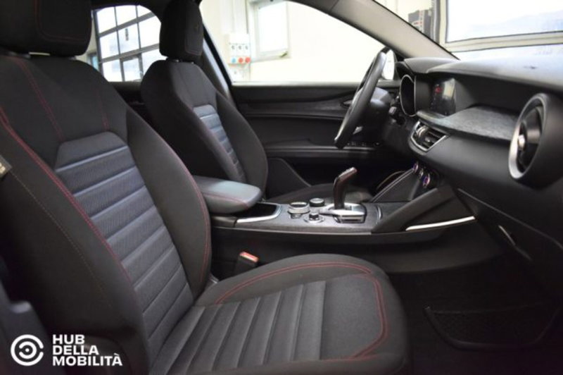 Alfa Romeo Stelvio usata a Perugia (20)