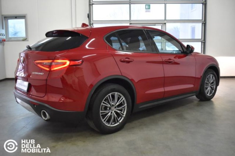 Alfa Romeo Stelvio usata a Perugia (4)