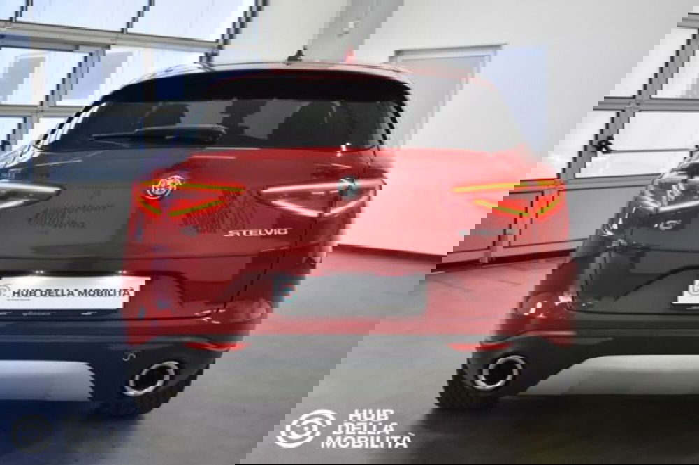 Alfa Romeo Stelvio usata a Perugia (5)