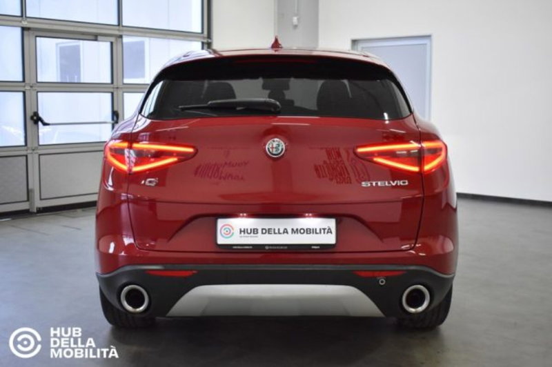 Alfa Romeo Stelvio usata a Perugia (5)