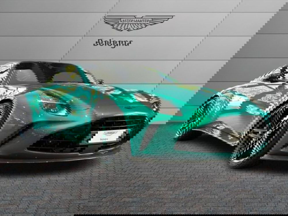 Aston Martin Vantage Coupé nuova a Bologna