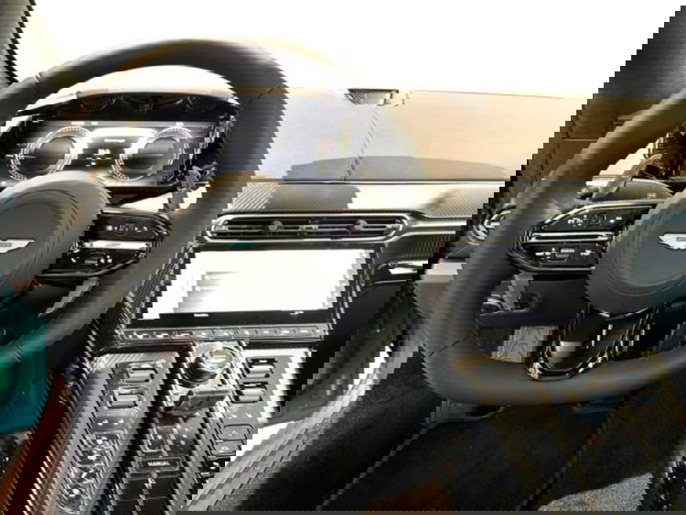 Aston Martin Vantage Coupé nuova a Bologna (14)