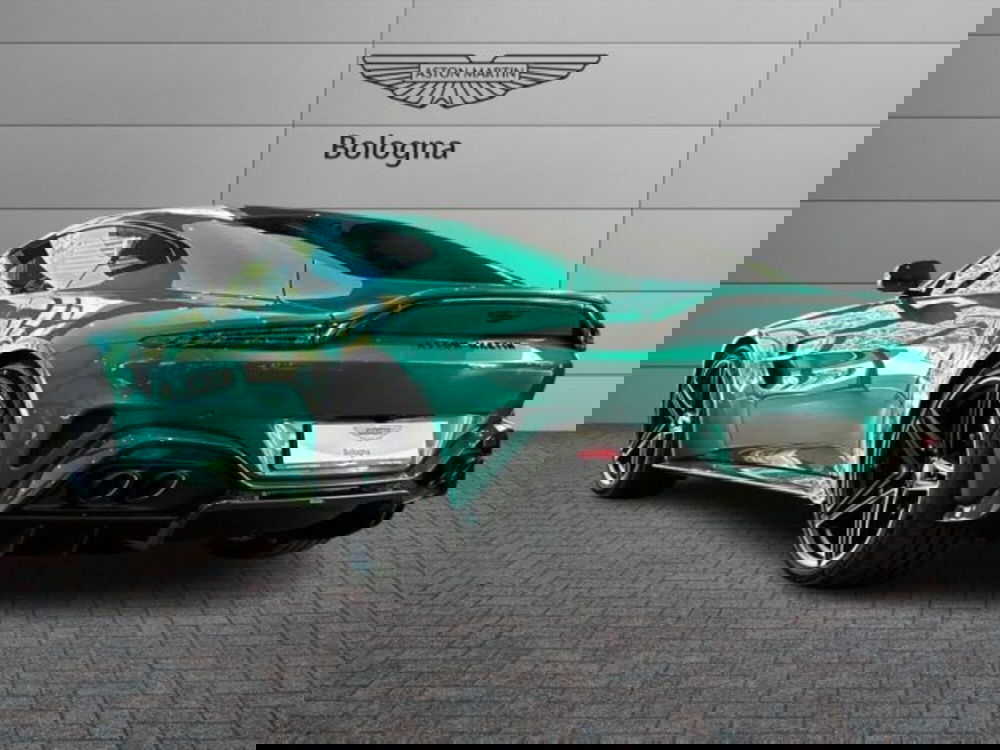 Aston Martin Vantage Coupé nuova a Bologna (5)