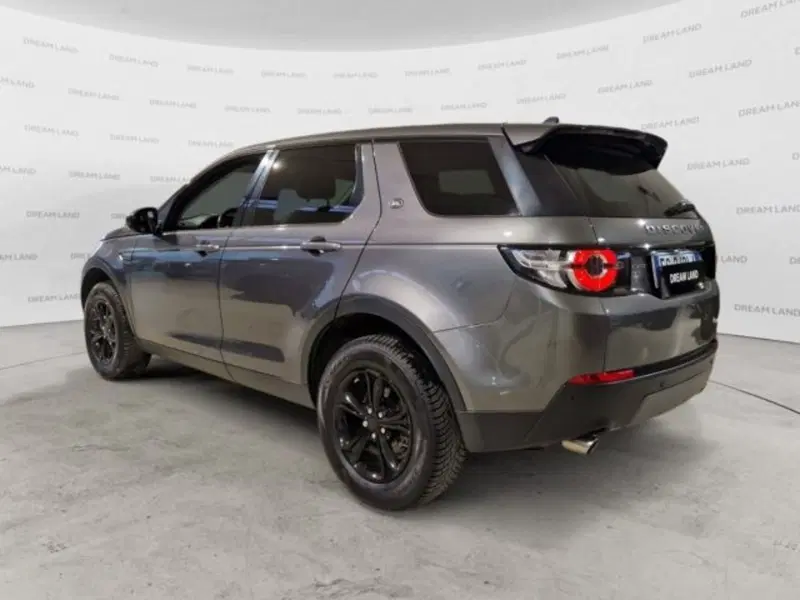 Land Rover Discovery Sport usata a Livorno (3)