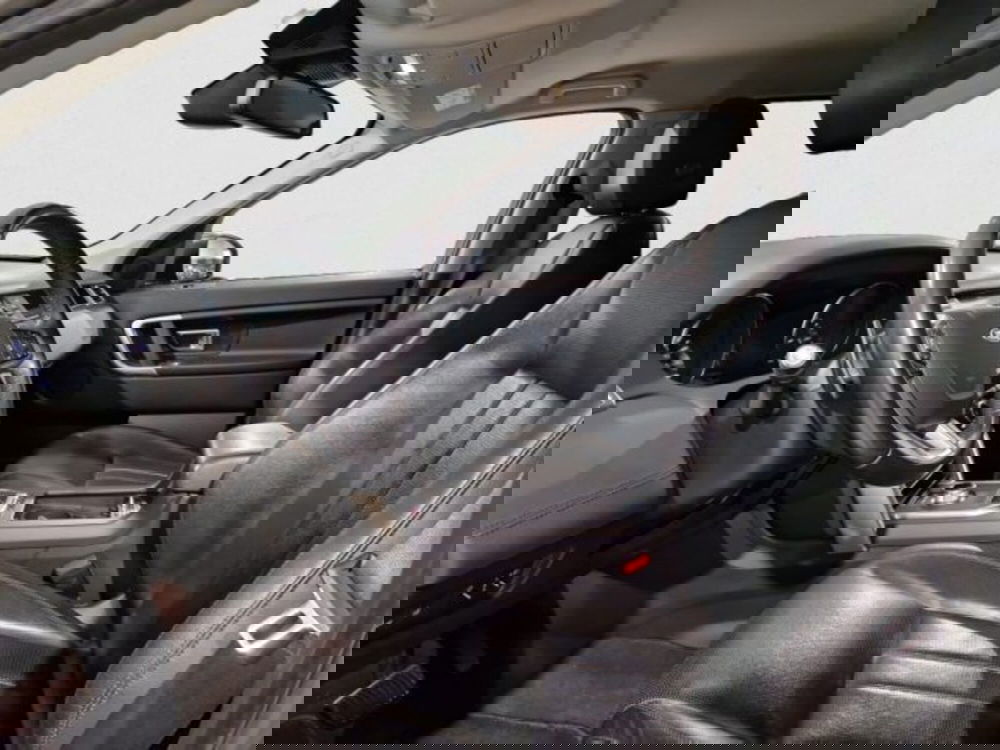 Land Rover Discovery Sport usata a Livorno (9)