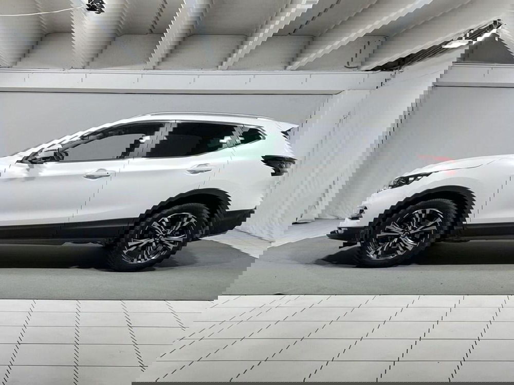 Nissan Qashqai usata a Sondrio (2)