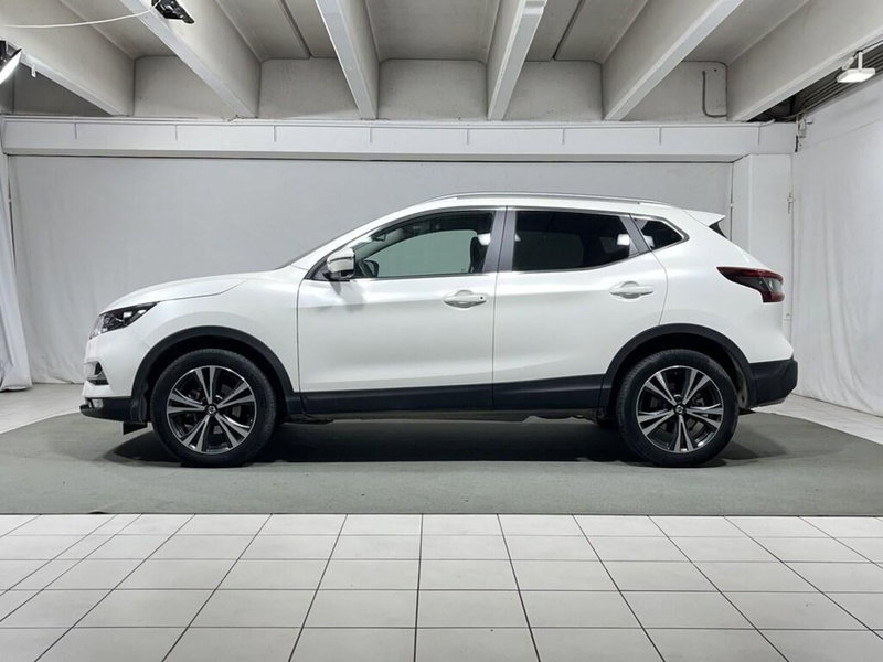 Nissan Qashqai usata a Sondrio (2)