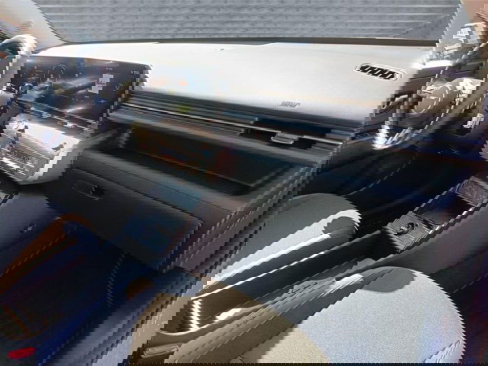 Hyundai Kona usata a Bari (12)