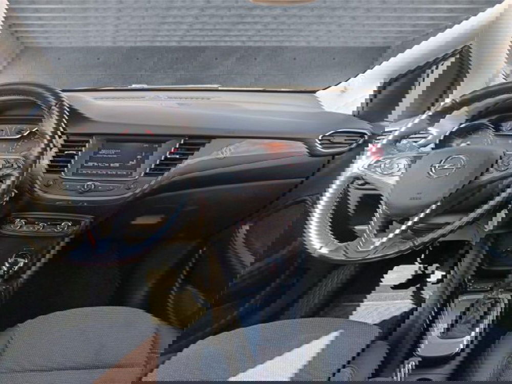 Opel Crossland usata a Bari (13)