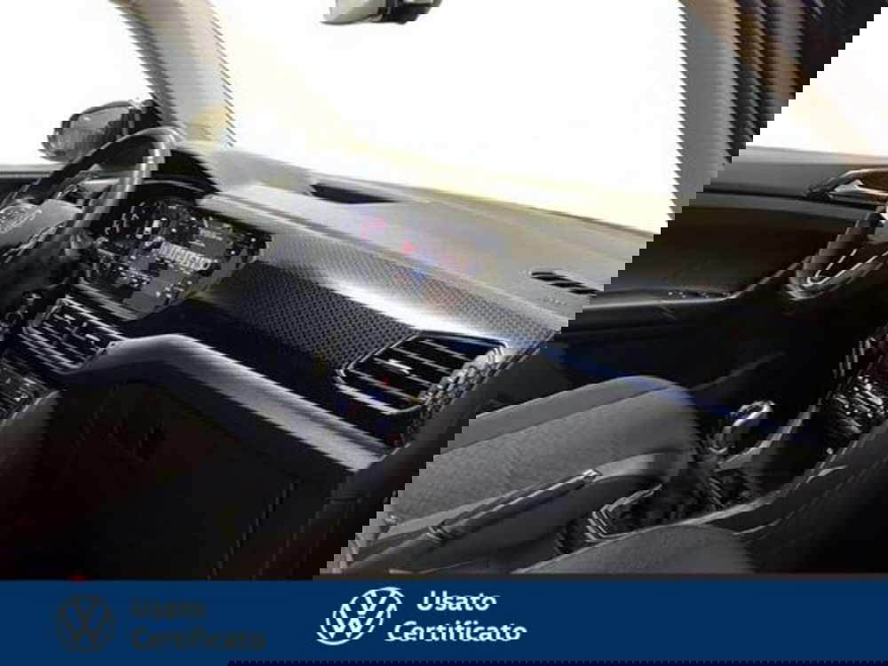 Volkswagen T-Cross usata a Vicenza (9)