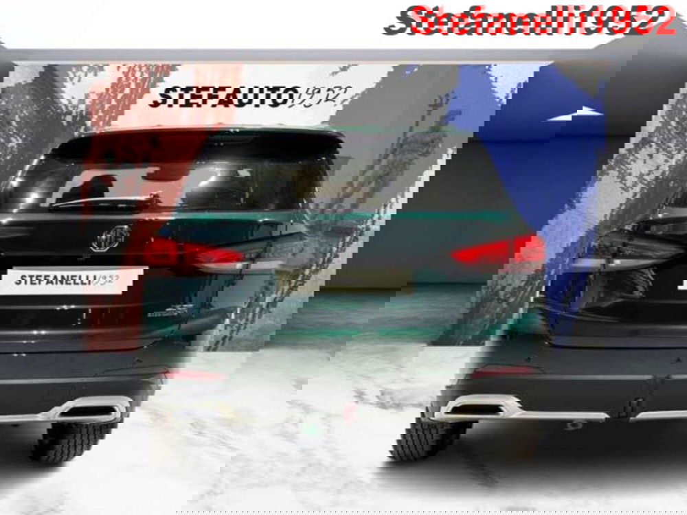 Mg ZS EV nuova a Bologna (6)