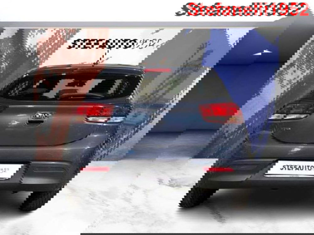 Kia Rio usata a Bologna (6)