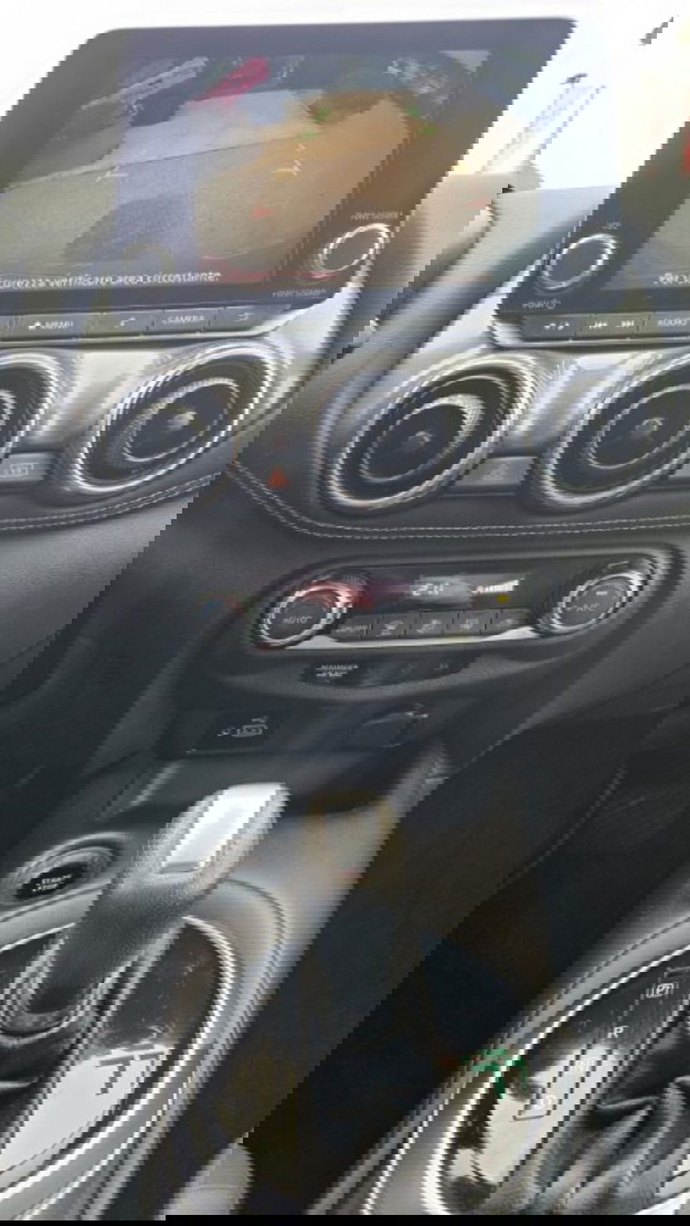 Nissan Juke usata a Lucca (11)