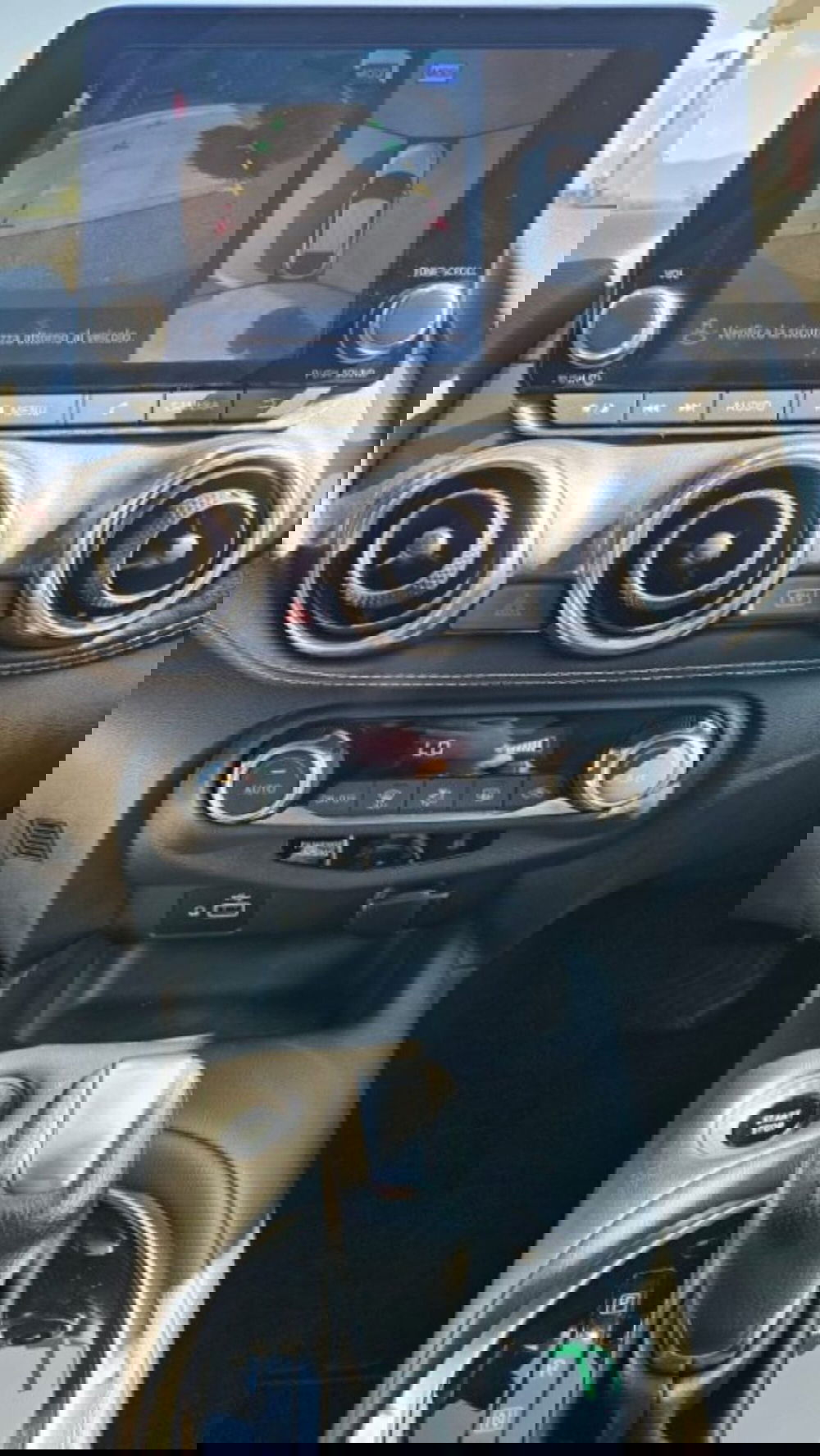 Nissan Juke usata a Lucca (17)