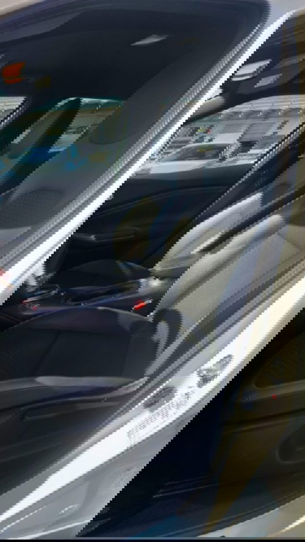 Nissan Juke usata a Lucca (14)