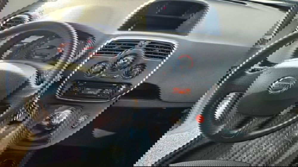 Nissan NV250 usata a Lucca (14)