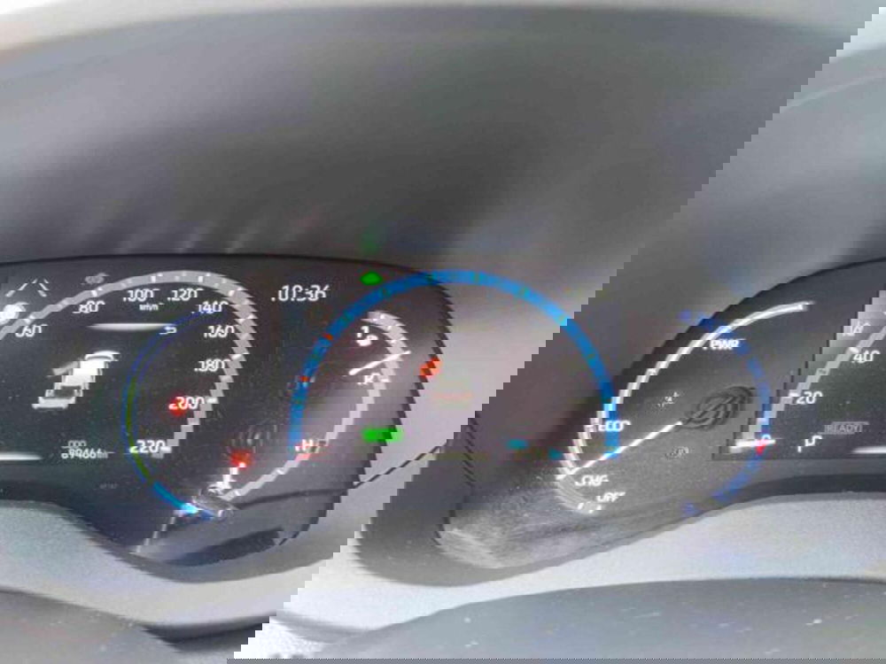 Toyota Yaris Cross usata a Sassari (11)