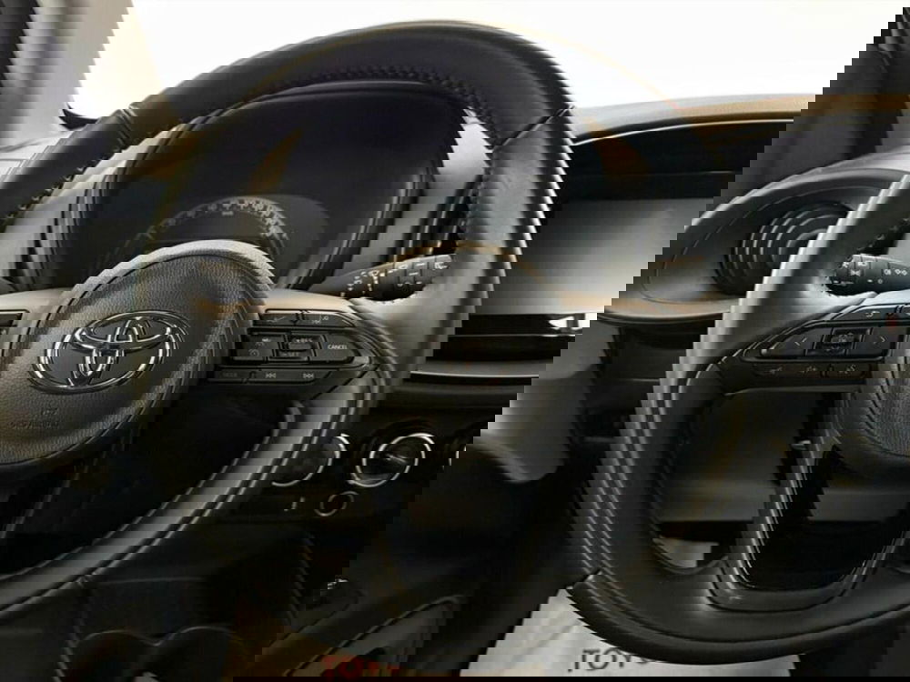 Toyota Aygo X usata a Monza e Brianza (7)