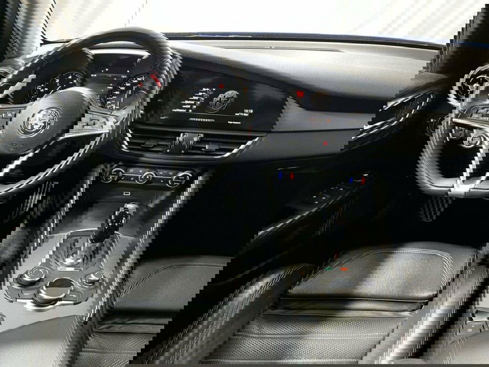 Alfa Romeo Giulia usata a Sondrio (13)