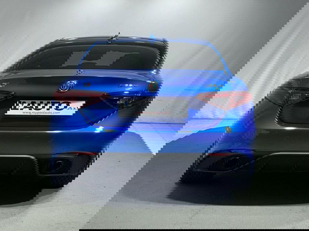 Alfa Romeo Giulia usata a Sondrio (4)