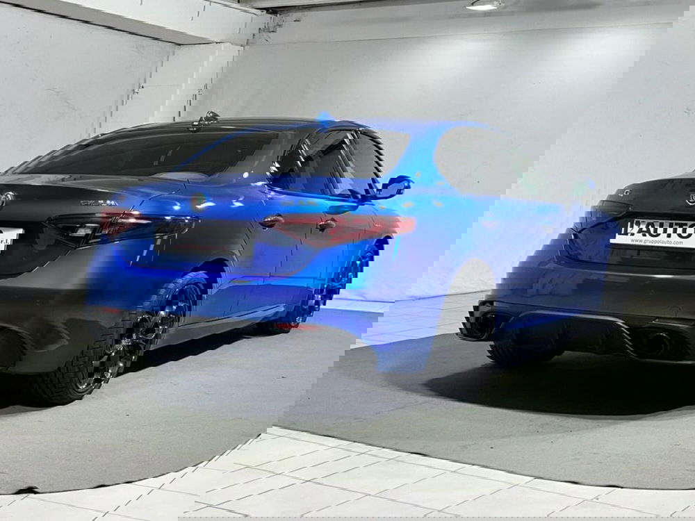 Alfa Romeo Giulia usata a Sondrio (5)