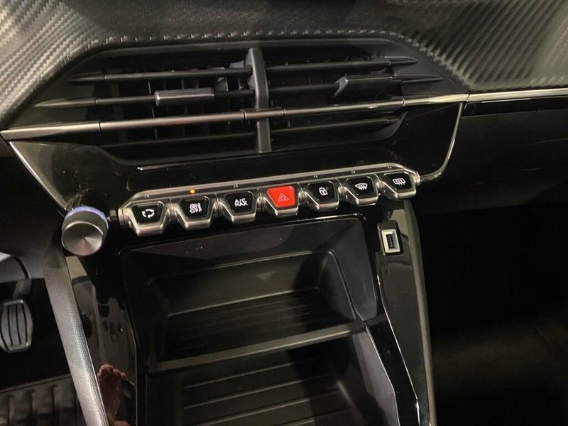 Peugeot 208 usata a Torino (11)