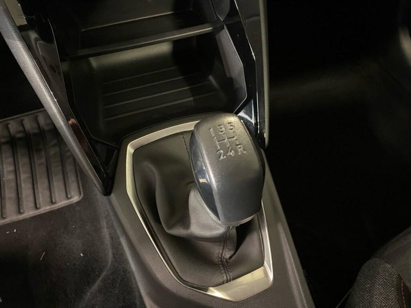 Peugeot 208 usata a Torino (12)