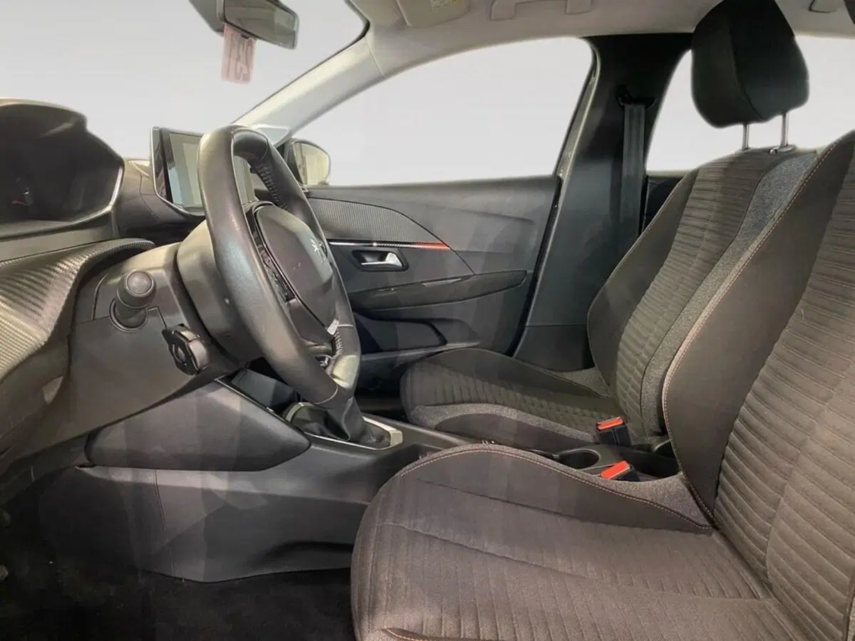 Peugeot 208 usata a Torino (7)