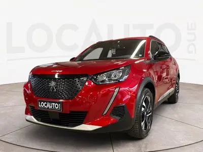 Peugeot 2008 1.2 turbo Allure 100cv del 2023 usata a Torino