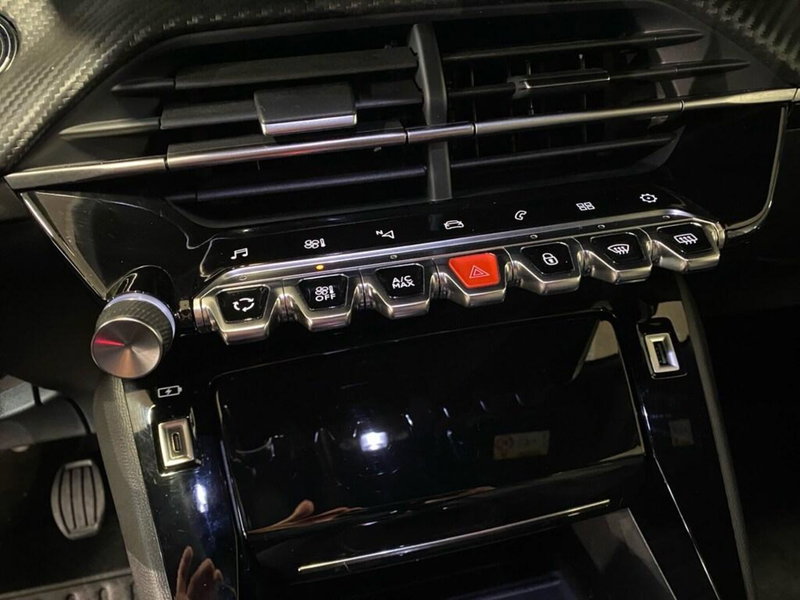 Peugeot 2008 usata a Torino (11)