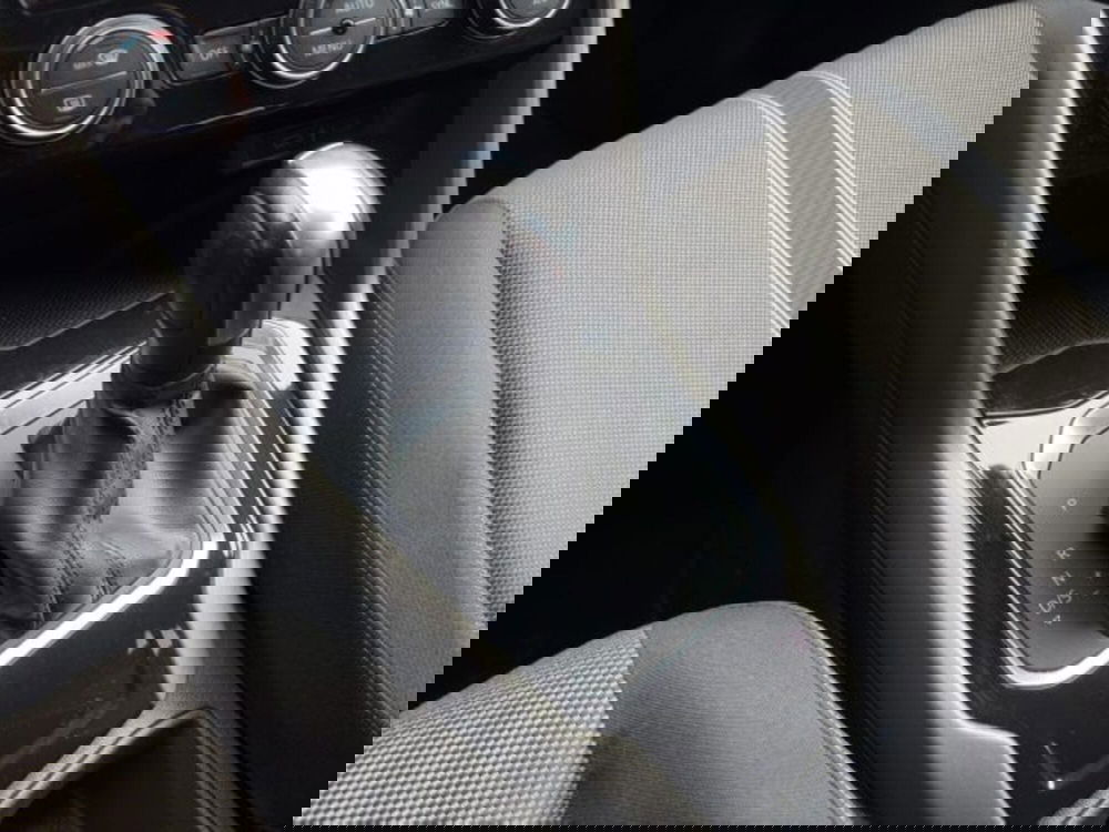 Volkswagen T-Roc usata a Perugia (18)