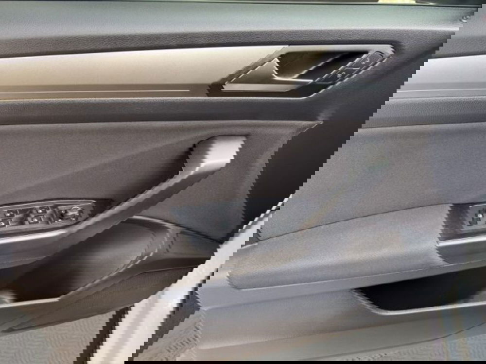 Volkswagen T-Roc usata a Perugia (19)