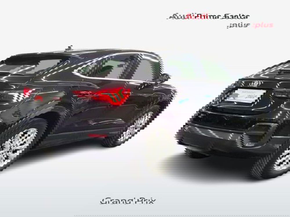 Audi Q3 Sportback usata a Bologna (2)