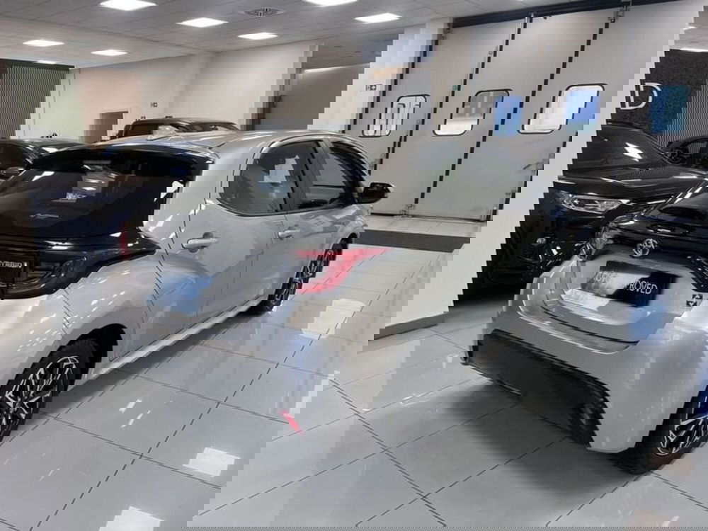 Toyota Yaris usata a Prato (4)