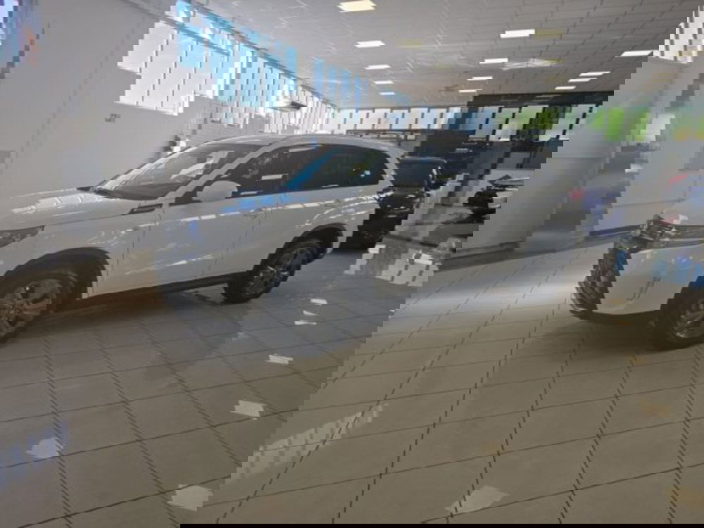 Suzuki Vitara nuova a Reggio Emilia (2)