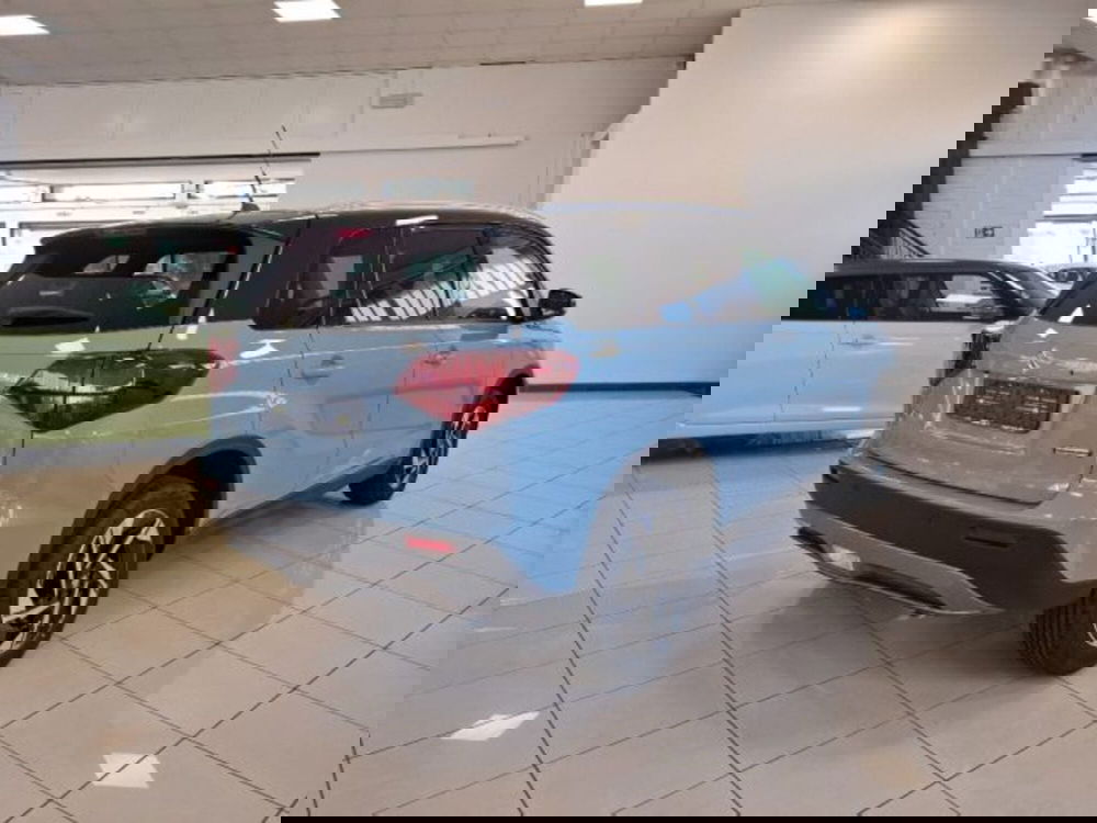 Suzuki Vitara nuova a Reggio Emilia (5)