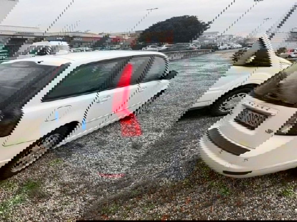 Volvo V50 usata a Prato (4)