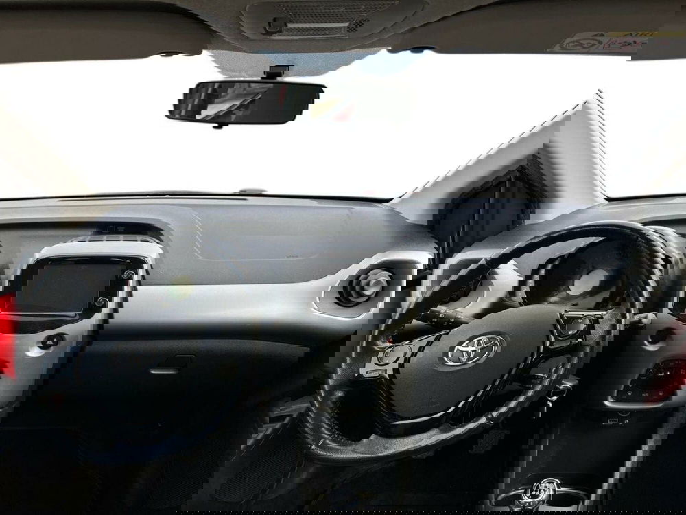 Toyota Aygo usata a Sondrio (8)