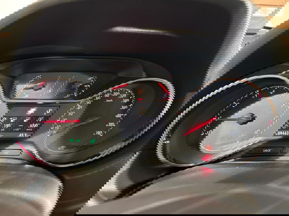 Opel Grandland usata a Lecco (9)