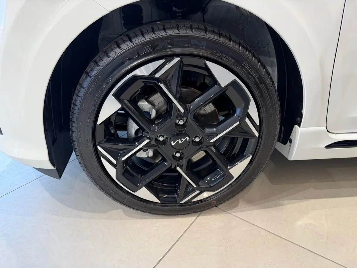 Kia Picanto nuova a Napoli (18)