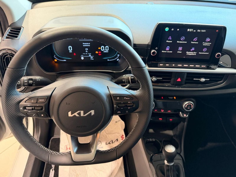Kia Picanto nuova a Napoli (9)