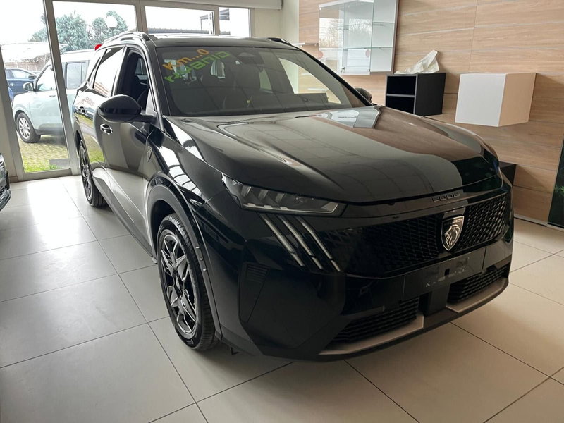Peugeot 5008 nuova a Milano (3)
