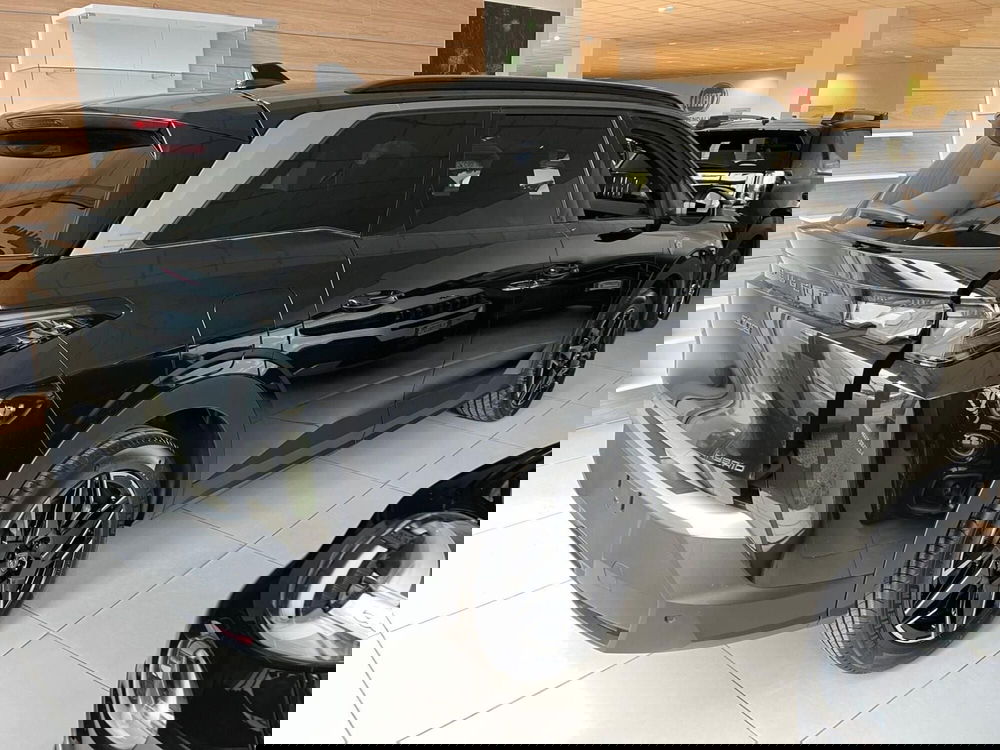 Peugeot 5008 nuova a Milano (6)