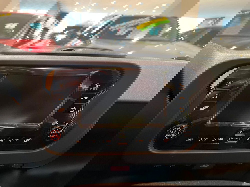 Fiat Panda Cross nuova a Milano (18)