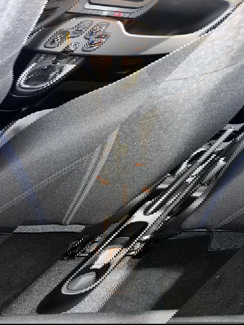 Fiat Panda Cross nuova a Milano (20)